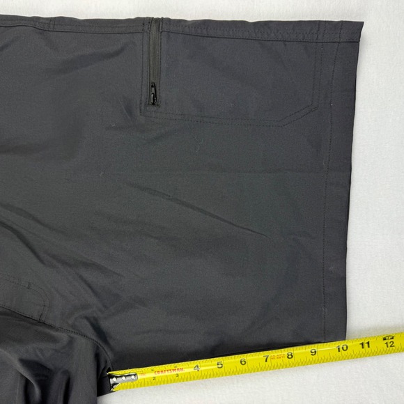 Wrangler Outdoor Men's Relaxed All Terrain Cargo Shorts Size 48 Black UPF 40 NWT - Picture 8 of 10